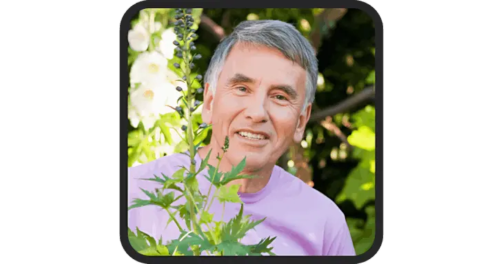 Trump Lapel Pin Review-4